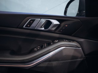 BMW X5 xDrive 30d AT