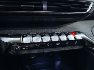 Peugeot 3008 ALLURE PACK 1.2 PureTech AT8