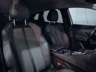 Peugeot 3008 ALLURE PACK 1.2 PureTech AT8