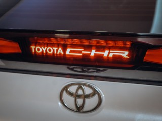 Toyota C-HR 1.8 Hybrid, HYBRID