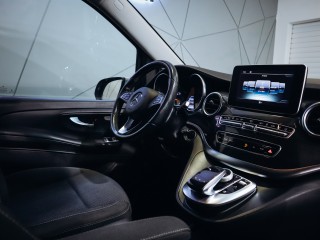Mercedes-Benz V 250d 4MATIC