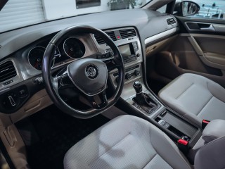 Volkswagen Golf 1.2 TSI