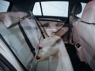 Volkswagen Golf 1.2 TSI