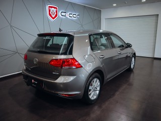 Volkswagen Golf 1.2 TSI