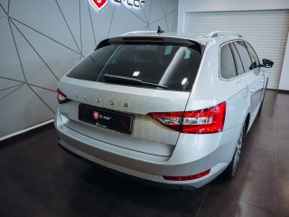 Škoda Superb 2.0 TDI 110kW Style Combi DSG