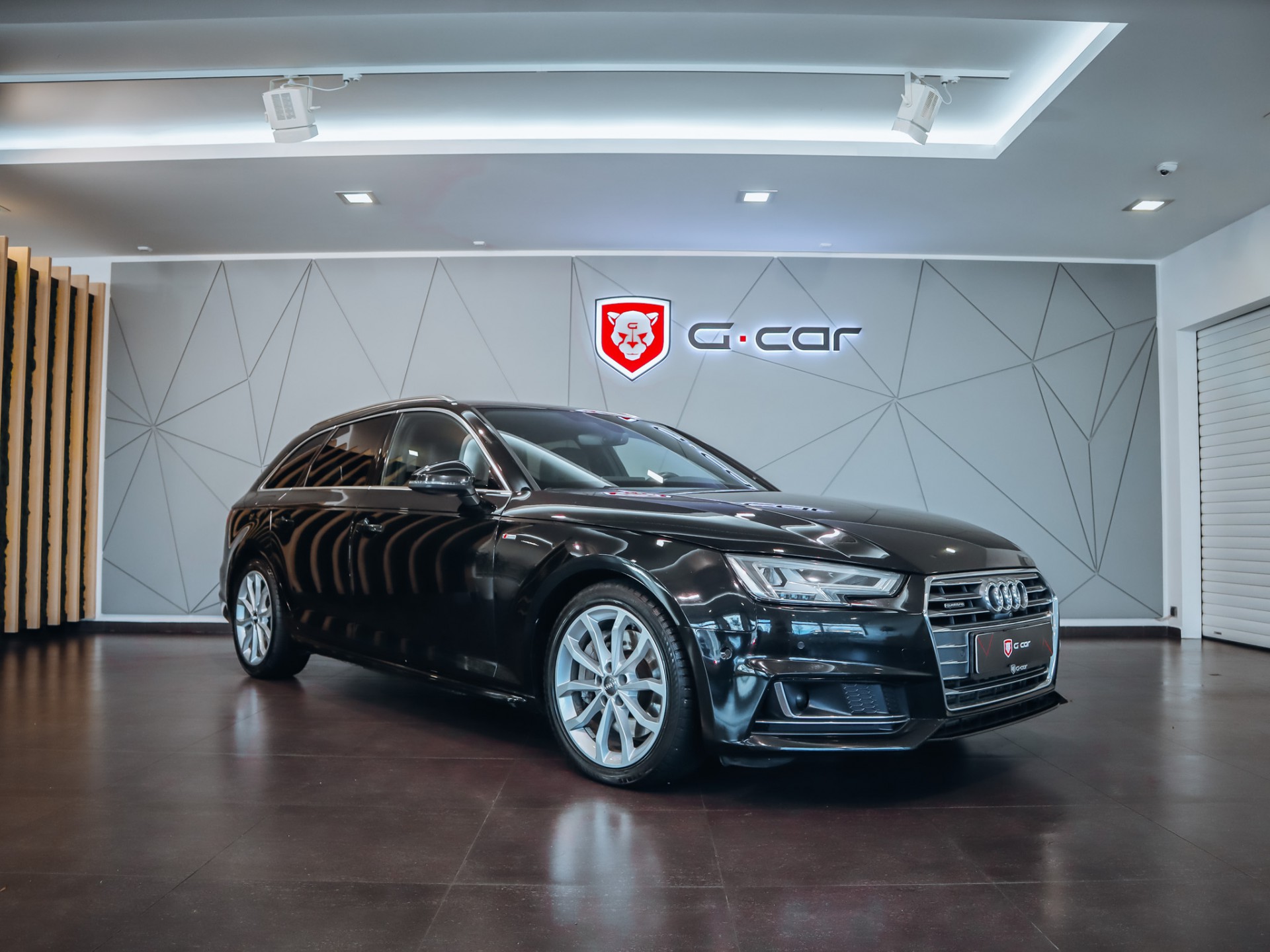 Audi A4 Avant 3.0TDI Quattro S-line