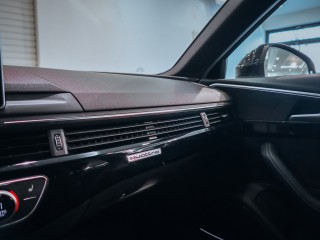 Audi A4 Avant 3.0TDI Quattro S-line