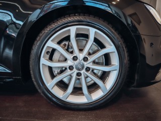 Audi A4 Avant 3.0TDI Quattro S-line