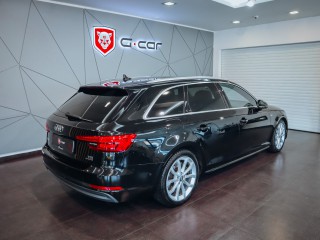 Audi A4 Avant 3.0TDI Quattro S-line