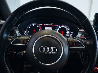 Audi A7 3.0TDI 200kW S-line ACC Vzduch