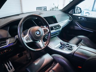 BMW X5 M50i xDrive