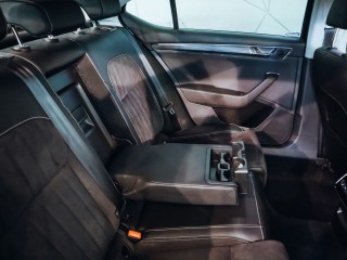 Škoda Superb 2.0TDI 147kW Style 4x4 DSG