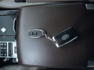 Land Rover Discovery 3.0D V6 190 kW 4x4