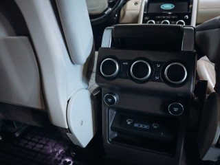 Land Rover Discovery 3.0D V6 190 kW 4x4