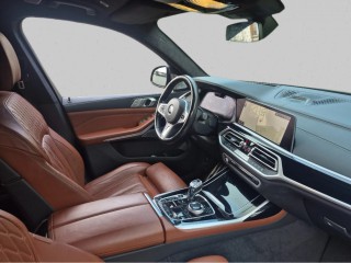 BMW X7 M50i xDrive