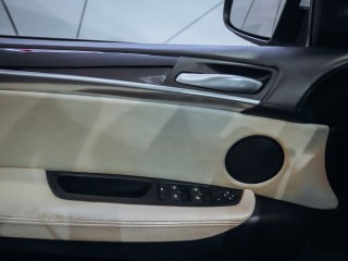 BMW X5 4.8i V8 INDIVIDUAL TOP