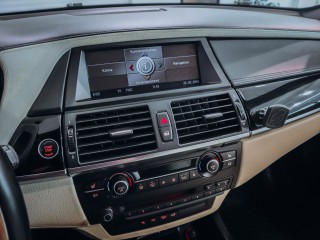 BMW X5 4.8i V8 INDIVIDUAL TOP