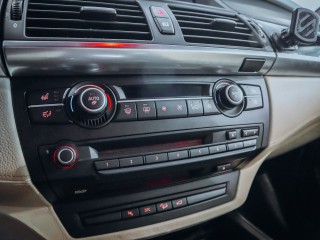 BMW X5 4.8i V8 INDIVIDUAL TOP