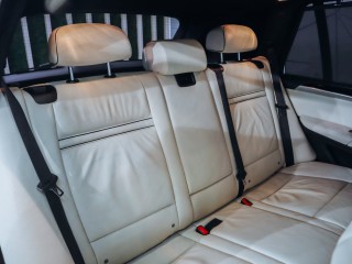 BMW X5 4.8i V8 INDIVIDUAL TOP