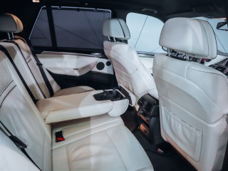 BMW X5 4.8i V8 INDIVIDUAL TOP