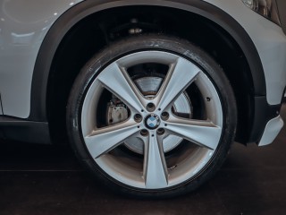 BMW X5 4.8i V8 INDIVIDUAL TOP