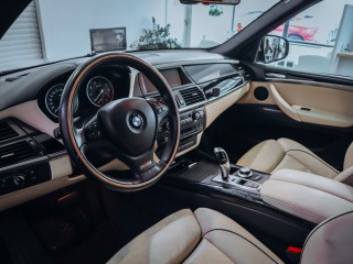 BMW X5 4.8i V8 INDIVIDUAL TOP