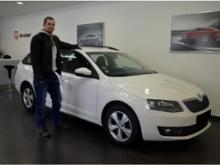 Škoda Octavia 2.0TDI Elegance již také našla svého nového majitele. :-)
