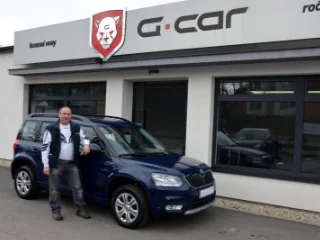 Nový majitel se svým vozem Škoda Yeti 2.0TDI 4x4. :-)
