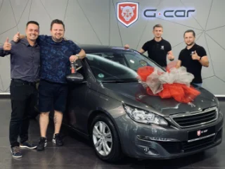 Peugeot 308 SW je v dobrých rukou. Děkujeme za využití našich služeb a přejeme samé spokojené kilometry. :-)