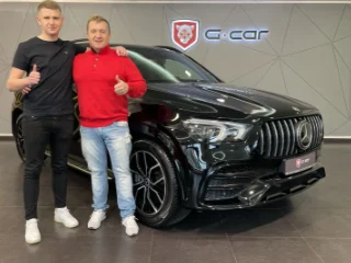 Mercedes-Benz GLE 53 AMG je v dobrých rukou. Děkujeme za letitou věrnost a přejeme mnoho spokojených kilometrů :-)