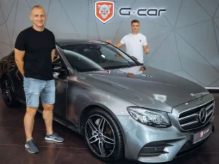 Mercedes-Benz E 400d 4MATIC je v dobrých rukou. Děkujeme za letitou věrnost a přejeme mnoho spokojených kilometrů :-)