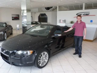 Zdeněk K. se svým Volvo C70