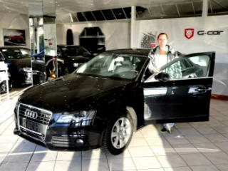 Paní Černochová se svou Audi A4 2.0 TDI Ambition