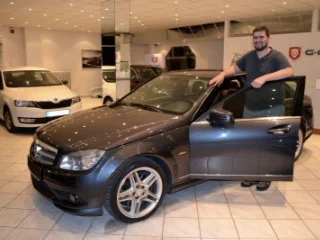 Majitel vozu Mercedes-Benz C320 AMG
