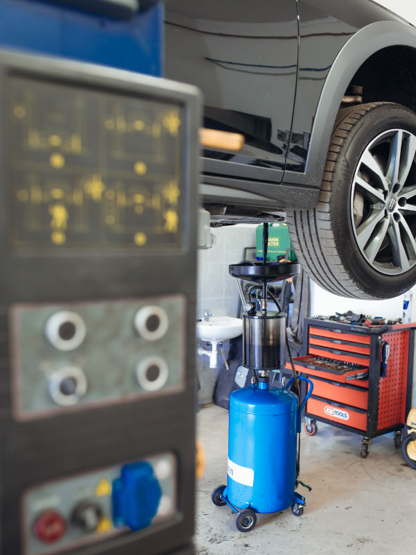 G-car SERVIS - opravy poruch a po haváriích, karosářské a lakýrnické práce, servis klimatizace, rychloservis